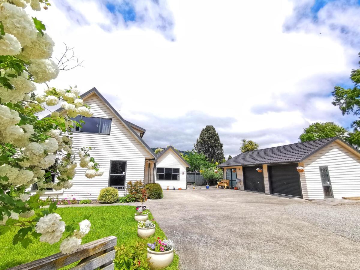Atarau Grove Holiday House Paraparaumu Ngoại thất bức ảnh