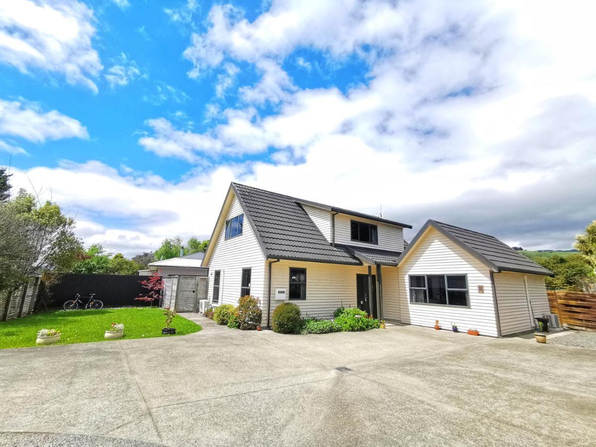 Atarau Grove Holiday House Paraparaumu Ngoại thất bức ảnh